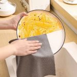 صندوق مناديل مايكروفايبر من 20 قطعة - Image 7